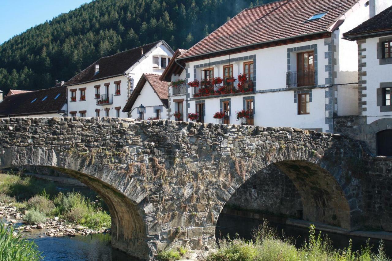Vivienda Rural Casa Javier Lacunza Aoiz Kültér fotó
